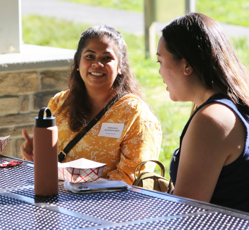 young-diverse-women-at-lunch